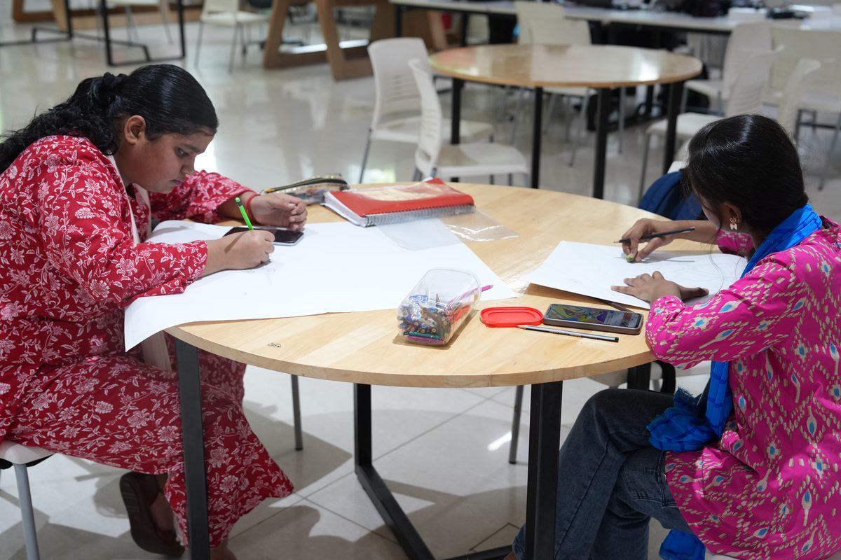 Arts & Painting Club activity photo 5