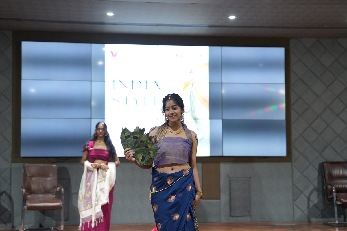 Vastraa (Fashion) Club activity photo 8
